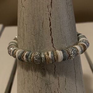 HANDMADE Stretch Bead Bracelet Beachy Blue White Tan Chip Beads Casual Girls